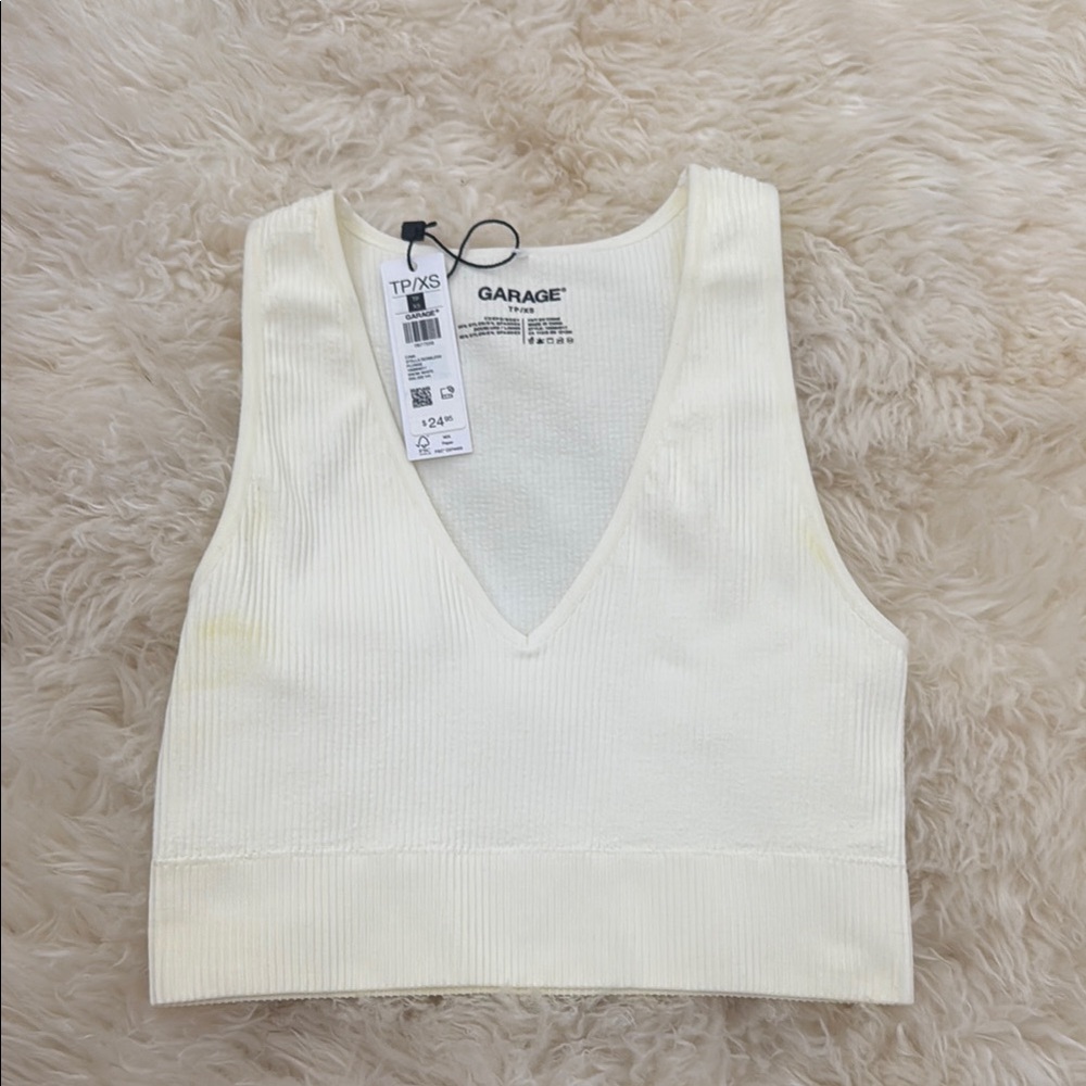 White Sleeveless Fitted Crop Tank Top